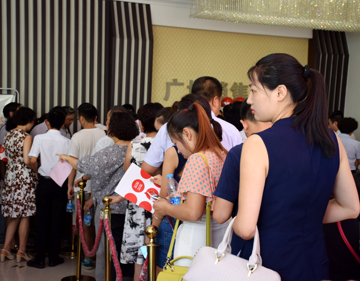 喜報(bào)！捷報(bào)！一經(jīng)推出即成隴南商業(yè)傳奇！