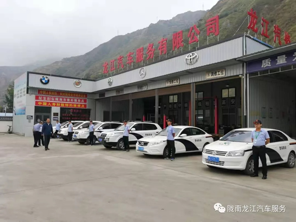 金錘鈑金，銀槍噴漆！龍江汽修值得信賴！