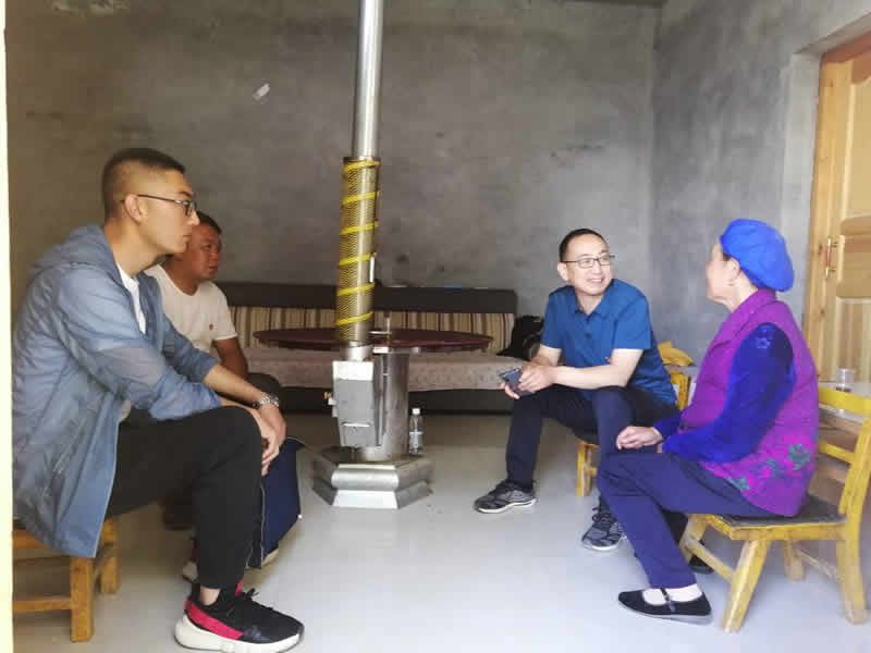 “感黨恩、憶黨史”，--市龍江城鄉(xiāng)發(fā)展集團(tuán)公司開展慶祝建黨99周年主題黨日活動